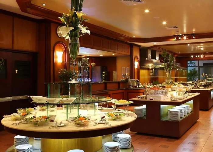 Plaza Hotel 4*