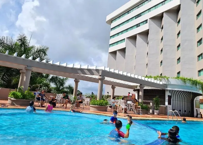Hotel Plaza 4*