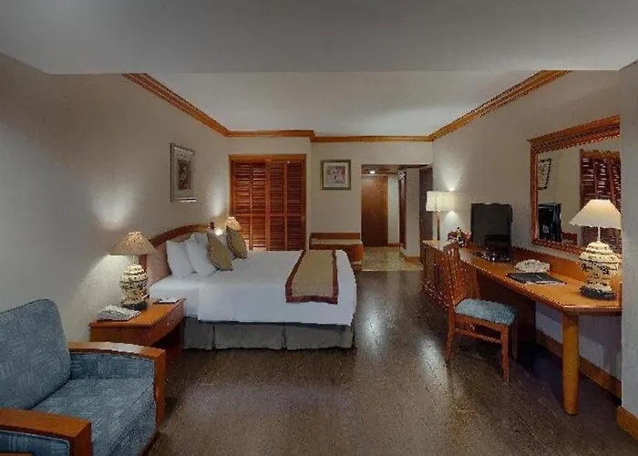 Hotel Plaza Hạ Long