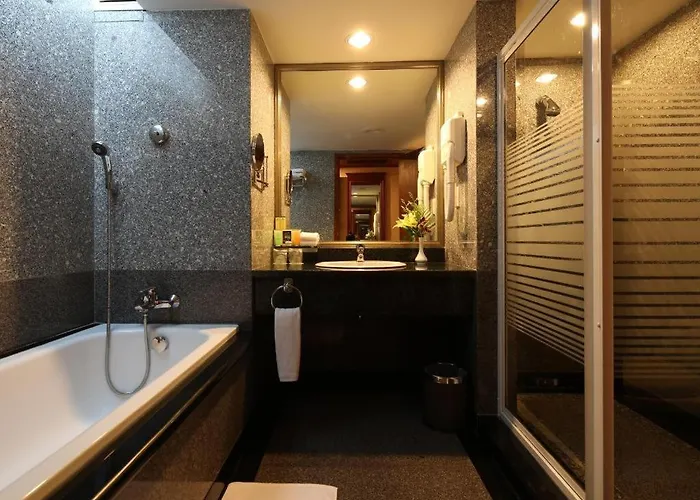 Hotel Plaza Hạ Long